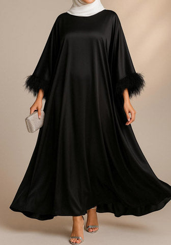 Top Black Abayas To Wear This Summer in The UK 2025