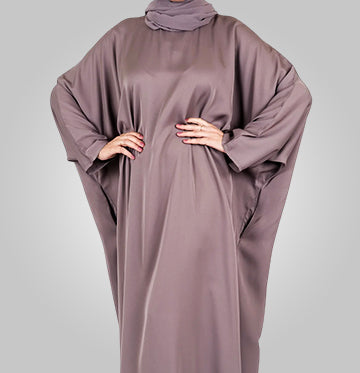 What Is the Difference Between a Butterfly Abaya and a Normal Abaya?