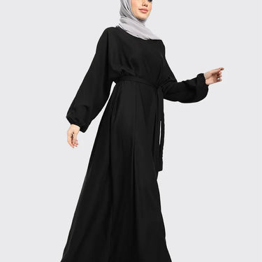Essential Abaya - Black