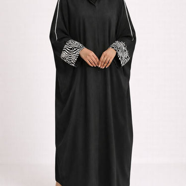 Batwing Farasha Abaya with Printed Cuff Detail