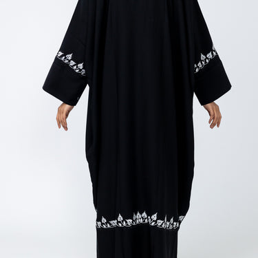 Luxury Khaleeji Style Embroidered Farasha