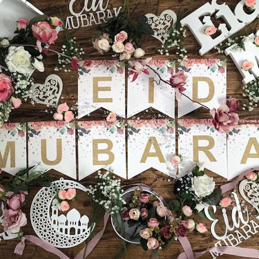 Floral Eid Mubarak Gold Lettering Card Pennant Bunting